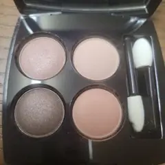 CHANELレキャトルオンブル352エレメンタル　ほぼ新品