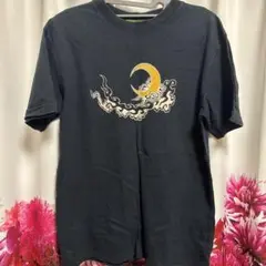 月と鶴のグラフィックTシャツ