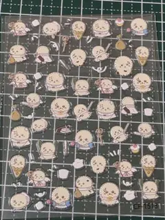 ネイルシール　ちいかわ　ラッコ