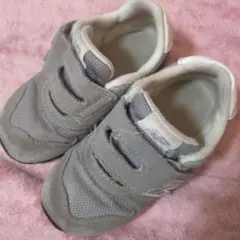 new balance 14.5cm グレー スニーカー