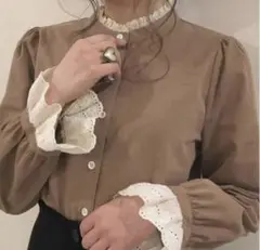 【美品】バイカラー　フリルブラウス　カーディガン ブラウン　フリーサイズ