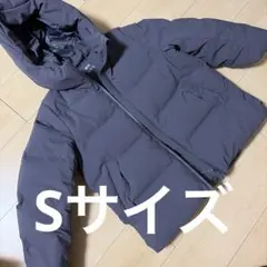 ユニクロ シームレスダウンパーカー Sサイズ グレー
