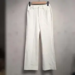 B-THREE ホワイト ストレートパンツ　ストレッチ　ビースリー　レディースのサムネイル