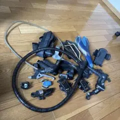 ジャンクセット　シマノペダル 頑丈なロック　自転車パーツ一式　セラ　まとめ売りのサムネイル