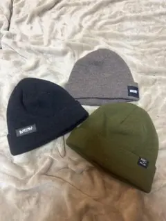 スノーボードブランド　WILLOW ニット帽 3点セット 黒 グレー オリーブ