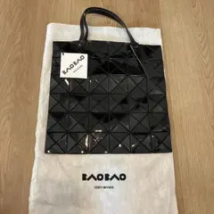 ゆ*こ様 未使用品　BAOBAO ISSEY MIYAKE ブラックハンドバッグのサムネイル
