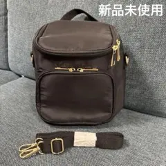 サマンサタバサ 口金 がま口リュック ナイロン ブラウン ボトル 