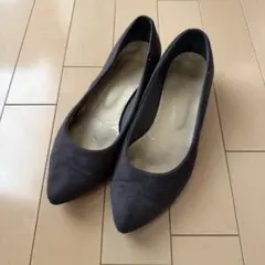 【値下げ】Le Talon スエード パンプス 23.5cmのサムネイル