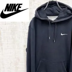 GG38《定番人気》ナイキ　パーカートレーナー　ワンポイントスウッシュ　刺繡ロゴ