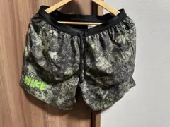 Nike ショートパンツ　フロラル　 Nike short pants