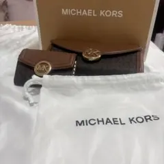 MICHAEL KORS ロゴ付き長財布&キーケースセット