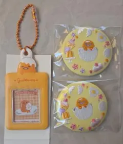 ぐでたま　缶バッジ、ミニチュアチェキ用ホルダー　３点セット