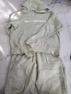 Humanrace ロゴ プルオーバーパーカー フーディー / スウェット