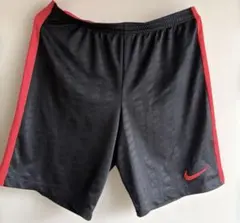 NIKE Dri-FIT ハーフパンツ ブラック レッド Lサイズ