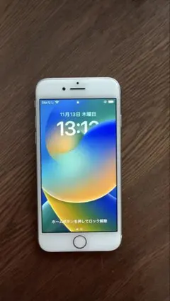 【美品 】Apple iPhone 8 ホワイト 本体　SIMフリー　64GB