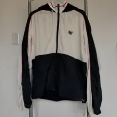 NIKE フードブルゾン