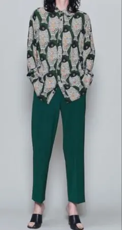 Item thumbnail for item 53e230bc-0eba-46a0-ad58-20330e96f4fa