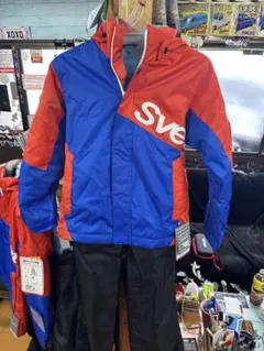 未使用品！子供用スキーウェア上下セット！ 140サイズ！、