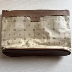 Item thumbnail for item 85190c55-791f-4422-9ee0-64f48aad6588