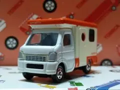 トミカ　スズキ　キャリィ　てんとむし