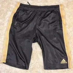 【迅速配送】adidas ブラックショートパンツ ハーフパンツメンズゴールド M