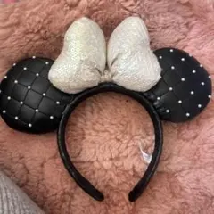 ディズニー カチューシャ 黒と白ミニーちゃん