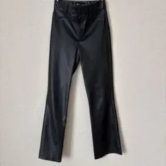 ZARA ブラック レザー調パンツ