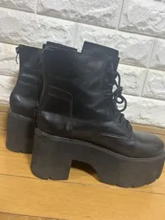 Item thumbnail for item 3dc2e06a-a082-4448-bc9a-bdb2e1f1d05c