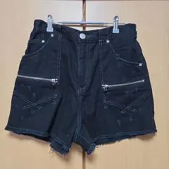 ワールドワイドラブ デニムショートパンツのサムネイル