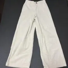 コーデュロイパンツ