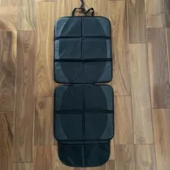 チャイルドシート 保護マット シートカバーのサムネイル
