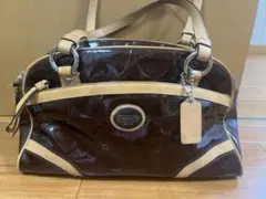 COACH ブラウン エナメル ショルダーバッグ