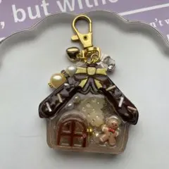 71 レジン　シャカシャカキーホルダー　夢かわ　お菓子の家　クリスマス　チョコ