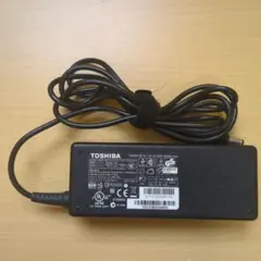 TOSHIBA ACアダプター PA5034U-1ACAのサムネイル