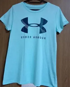 【UNDER ARMOUR】テックグラフィックツイストクルー Tシャツのサムネイル
