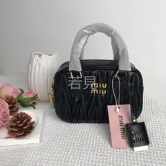 miumiu ショルダーバッグ