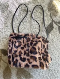 ヒョウ柄フェイクファーバッグ