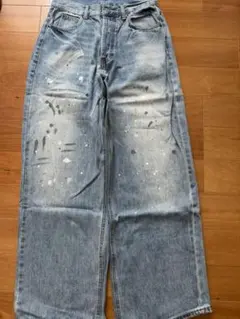 ペイント加工 ワイドデニムパンツ ライトブルーのサムネイル