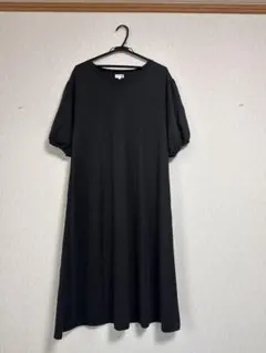 LAKOLE ブラック 半袖カットソーワンピース Sのサムネイル