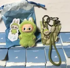 V ラブブ イニシャル アルファベット キーホルダー ぬいぐるみペンダント