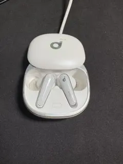 な*つ様 Soundcore Liberty 4 、Liberty3充電ケース付