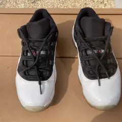 ジョーダン11 ロー　リバースコンコルド　26.5