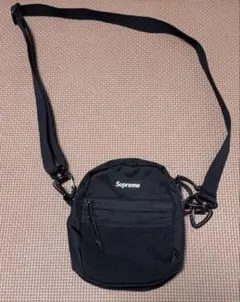 （本日限定価格）【極美品】Supreme シュプリーム　ショルダーバッグのサムネイル
