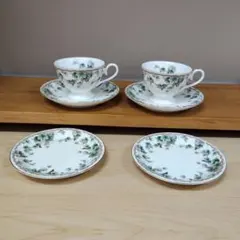 NARUMI ティーカップ・ソーサーセット（2客）　ケーキ皿(2枚)