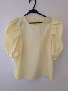 tocco closet パフスリーブブラウス イエロー Mのサムネイル