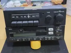 トヨタ純正 AMカセットデッキ AE86 EP71 タウンエース 動作未確認。のサムネイル