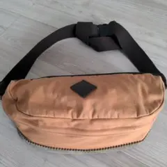 フレッドペリー　ショルダーバッグ