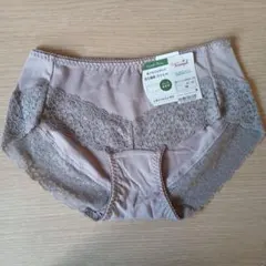 Triumph ショーツ Mサイズ レース付き