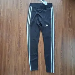 アディダス　スポーツタイツ　AEROREADY