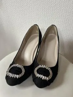 ビジュー付きブラックレースハイヒール